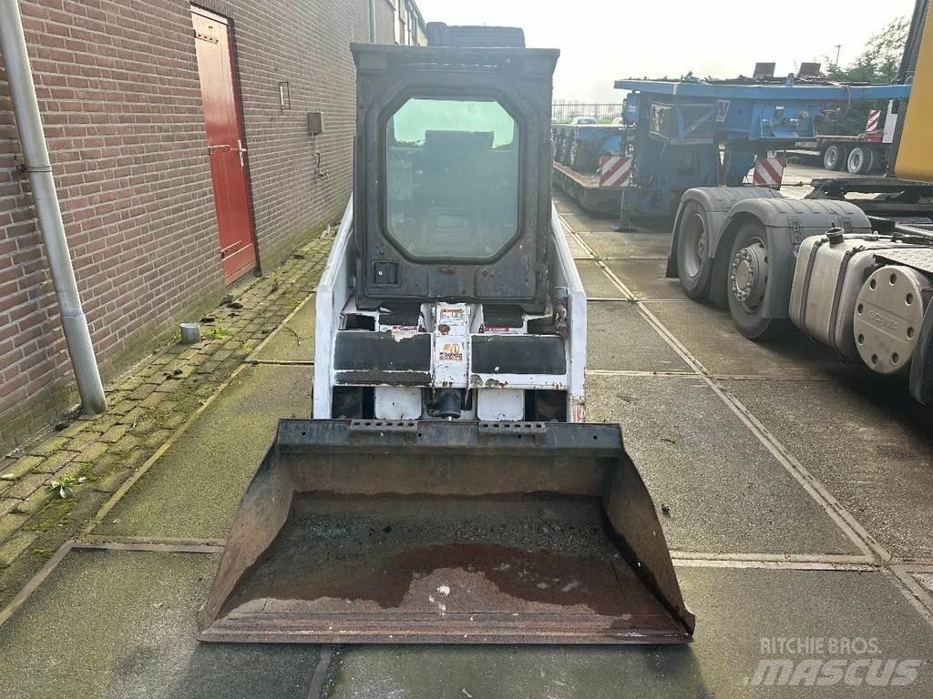 Bobcat 553 Mini Pale Gommate