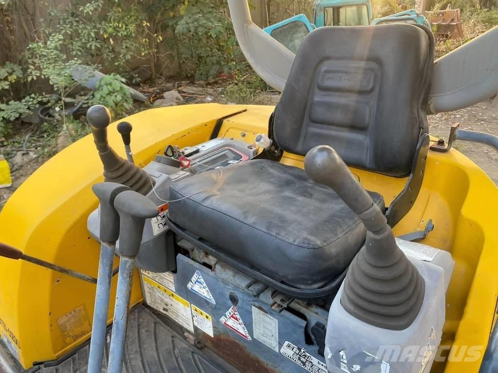 Kubota U30 Miniescavatori