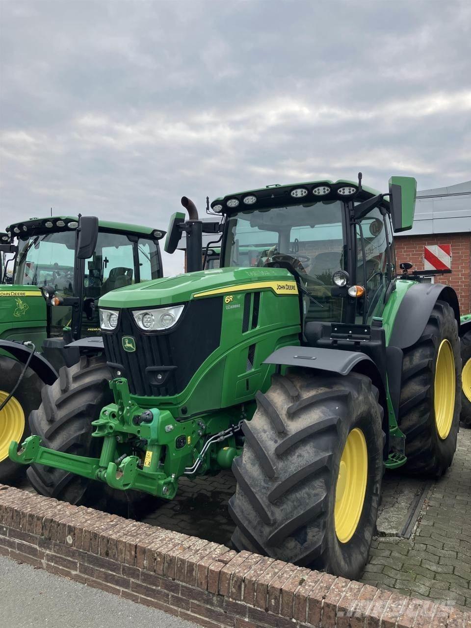 John Deere 6R 215 Trattori