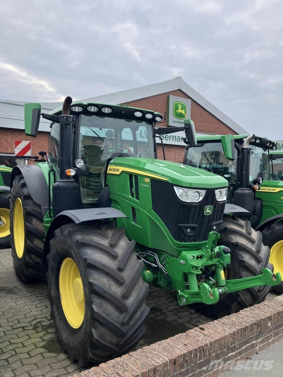 John Deere 6R 215 Trattori