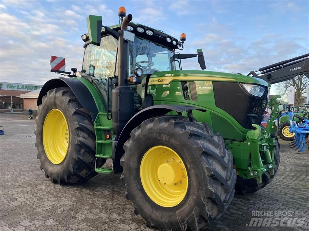 John Deere 6R 215 Trattori