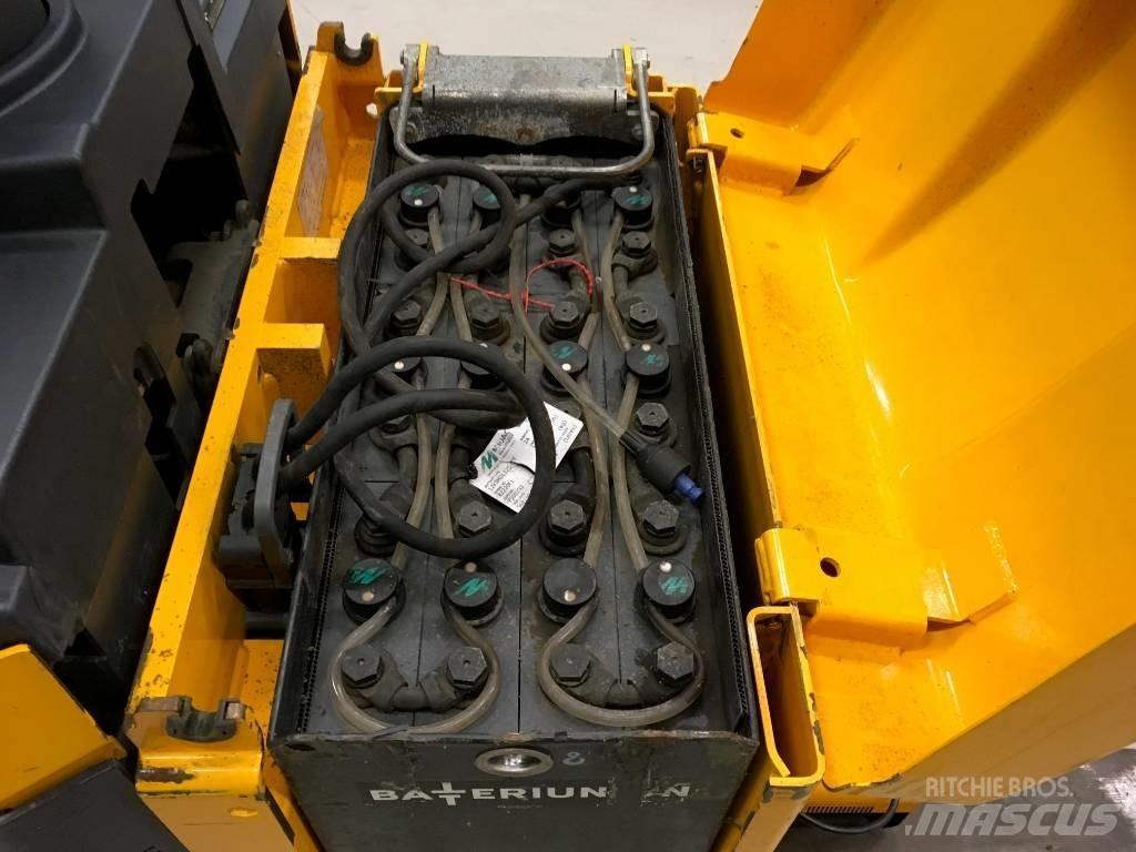 Jungheinrich ERE 225 Carrelli elevatori bassi a piattaforma