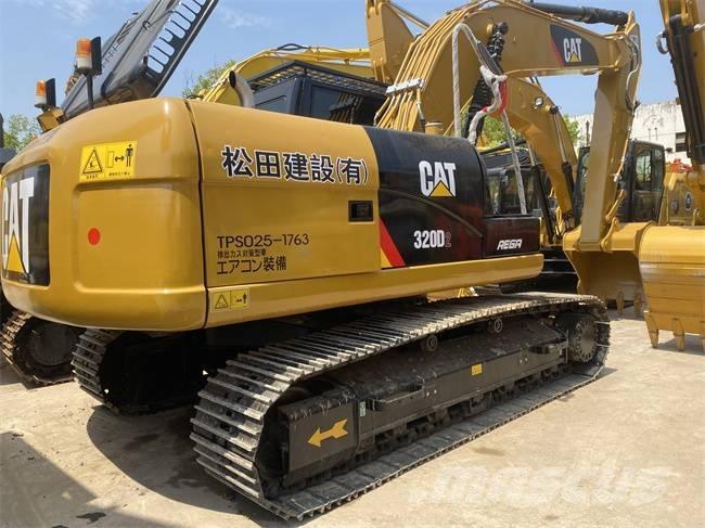 CAT 320 D2 Escavatori cingolati