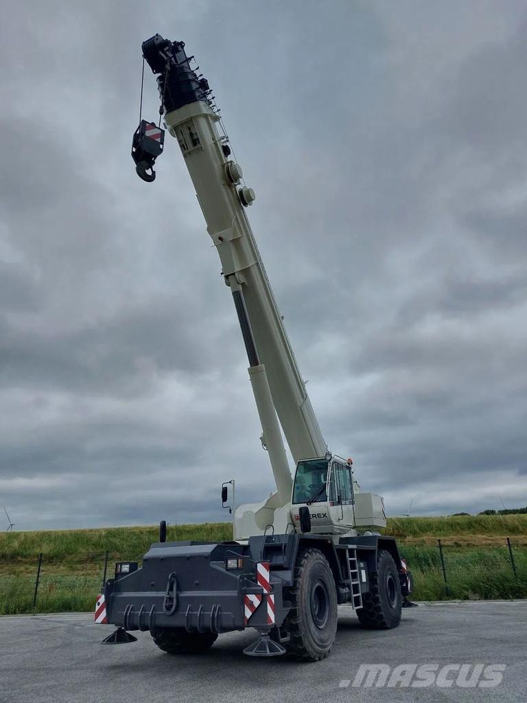 Terex RT100 Gru per terreni difficili