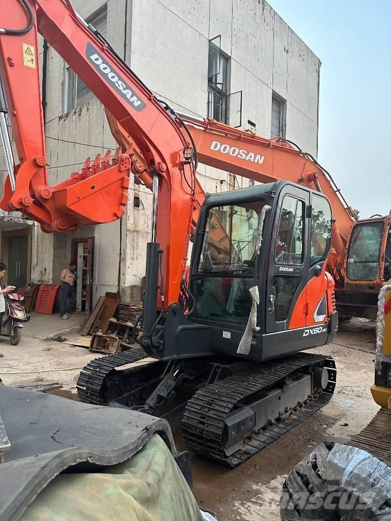 Doosan DX 60 Miniescavatori