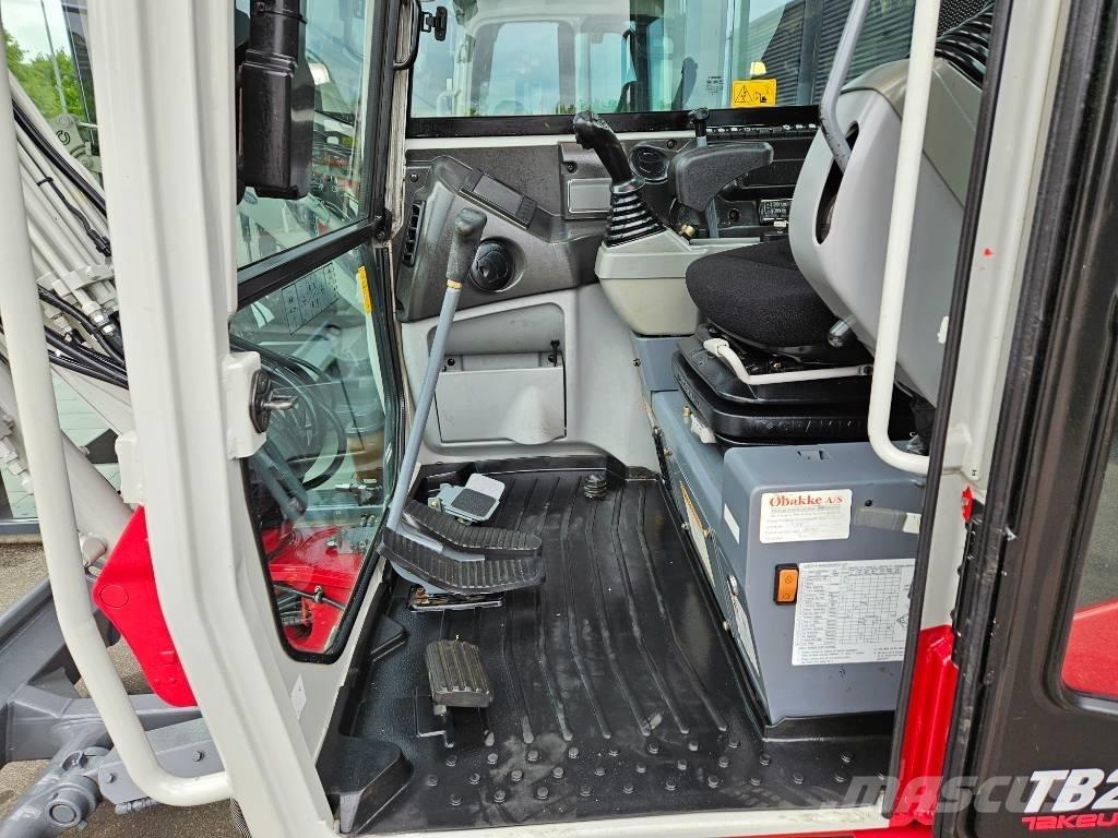 Takeuchi TB 230 Miniescavatori