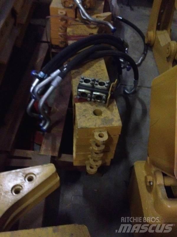 CAT D7H Ripper NEW Costruzioni - Altro