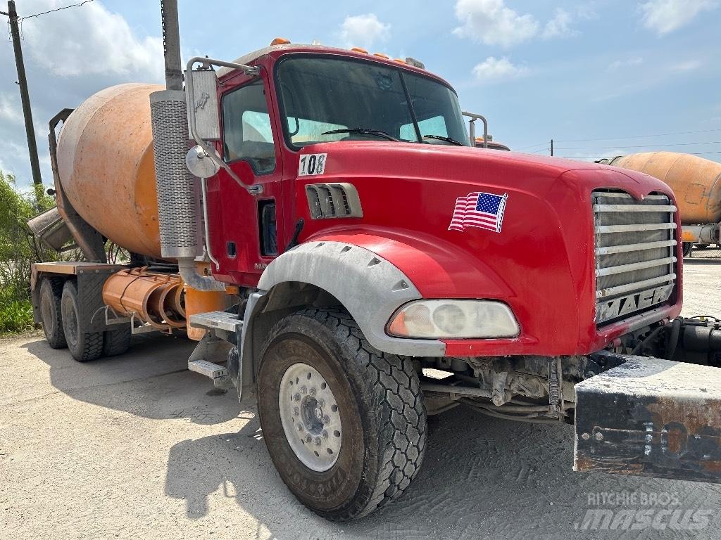 Mack Granite GU 813 Camion altro