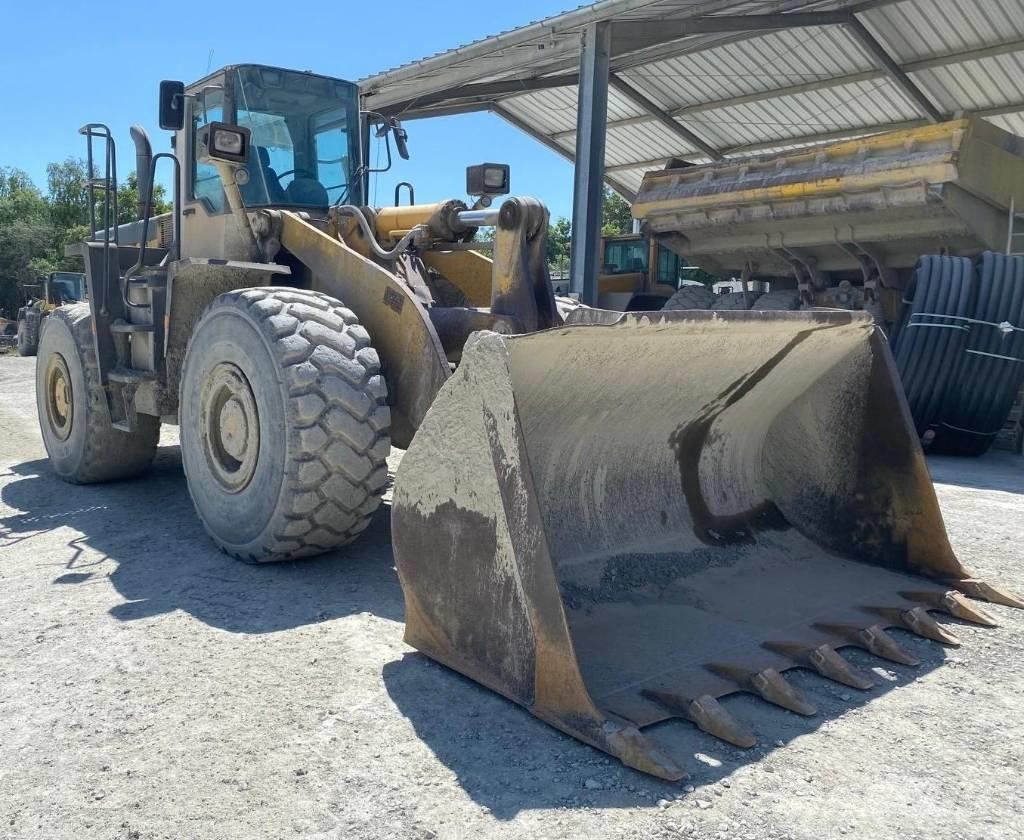 Komatsu WA 470-3 Pale gommate