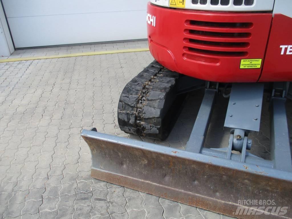 Takeuchi TB 153 FR Miniescavatori