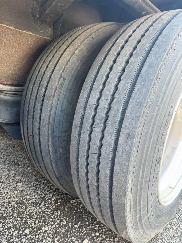 National 880C Autogru