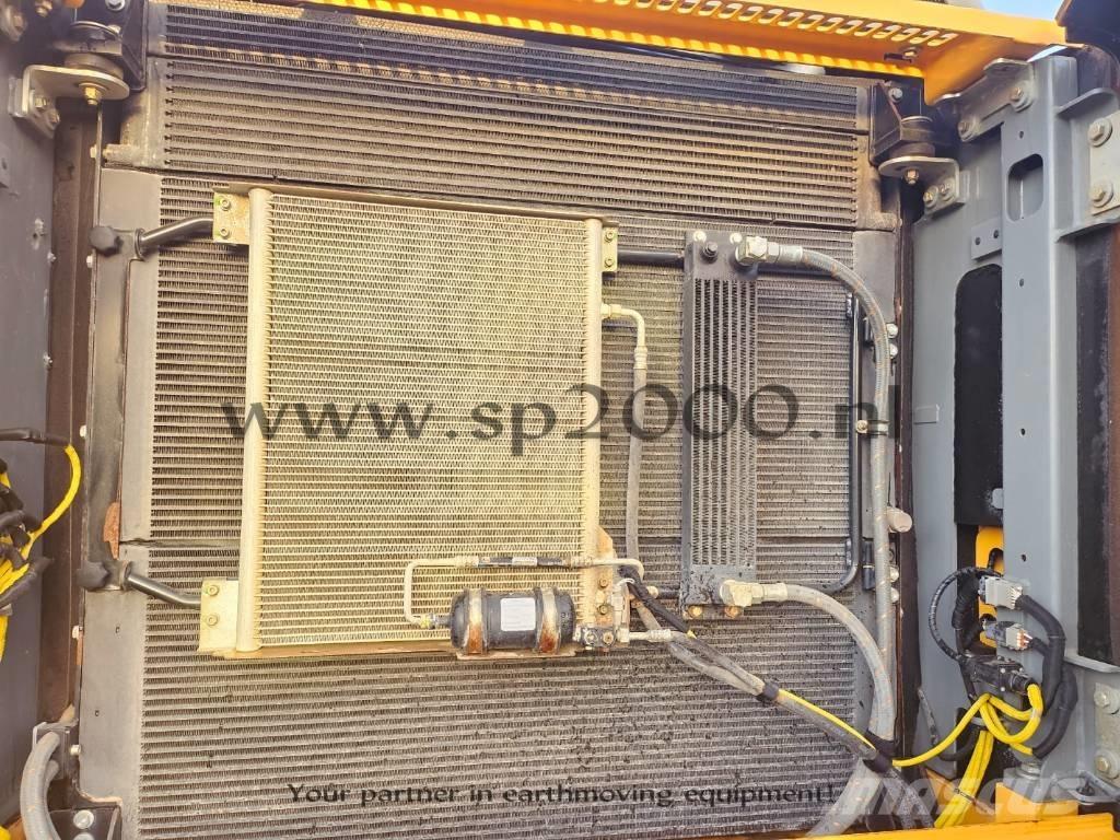 Liebherr R 936 LC Escavatori cingolati