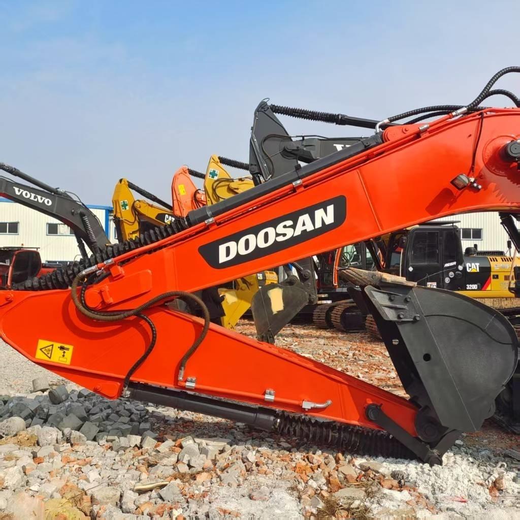 Doosan DX 225 LC Miniescavatori