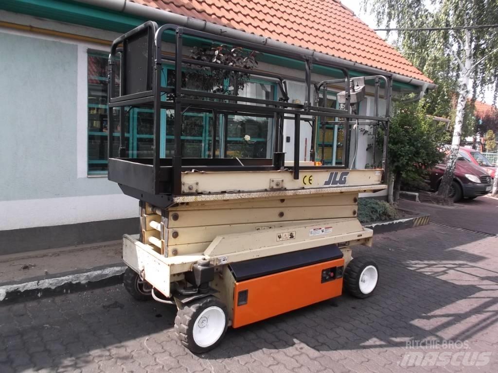 JLG 2646E      V-2288 Sollevatori verticali