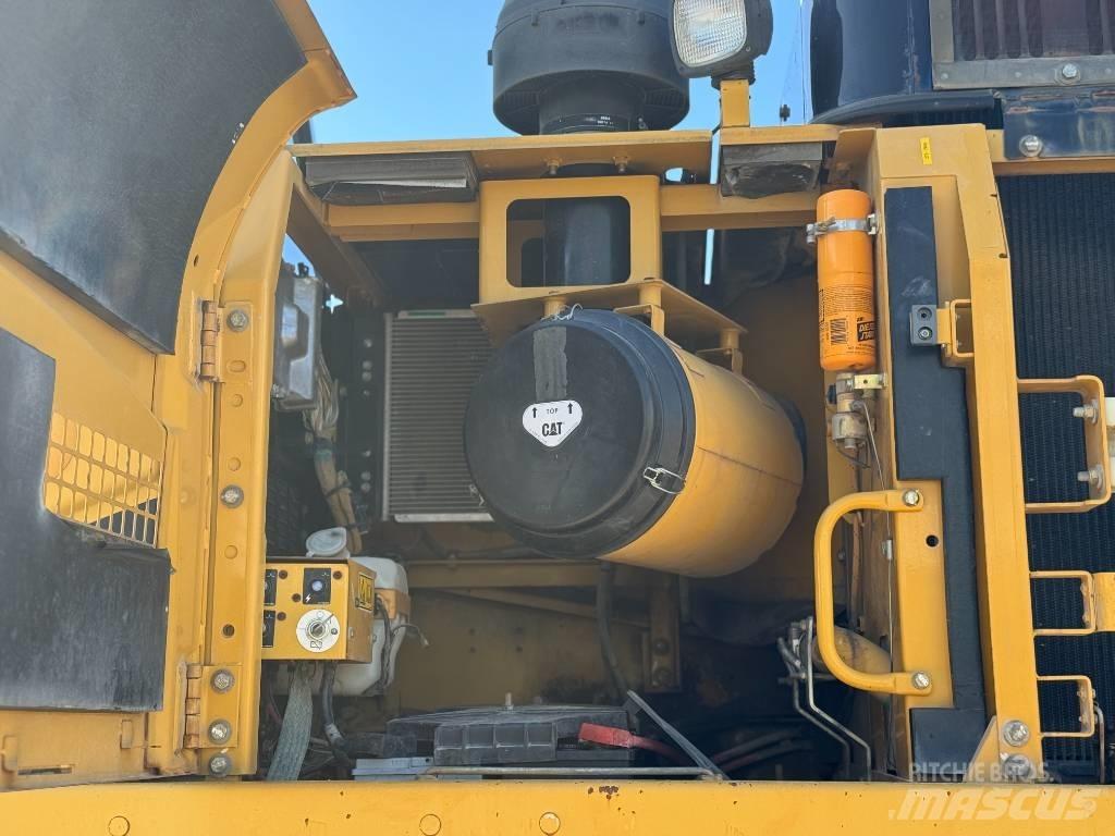 CAT 330 D L Escavatori cingolati