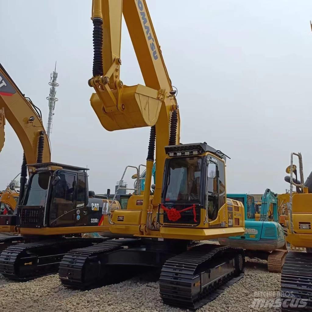 Komatsu PC 220 Escavatori cingolati