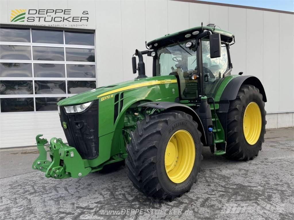 John Deere 8370R Trattori