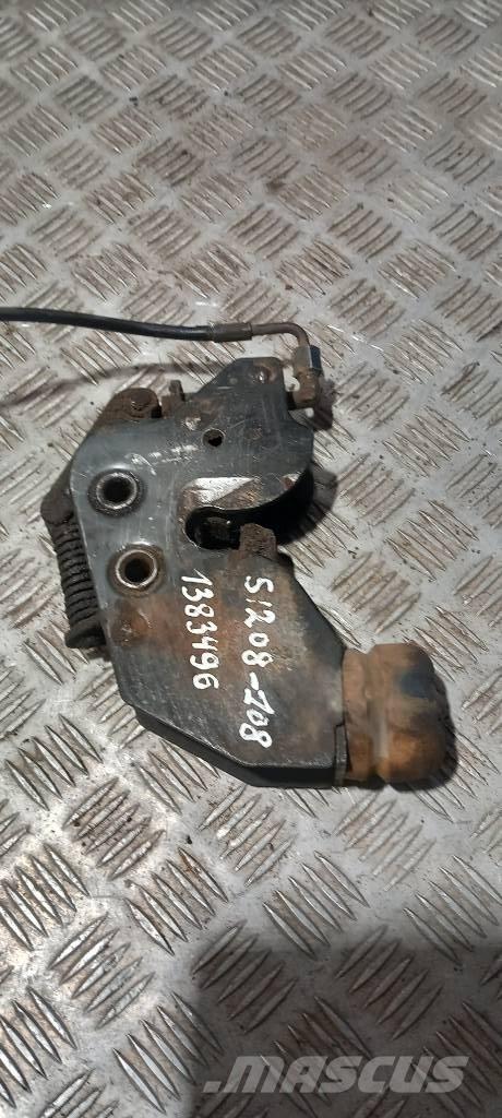 Scania 94 D.    1383496 Cabine e interni