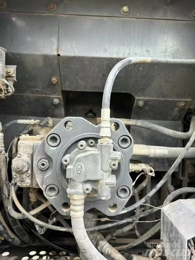 Sumitomo SH 210-5 Escavatori cingolati