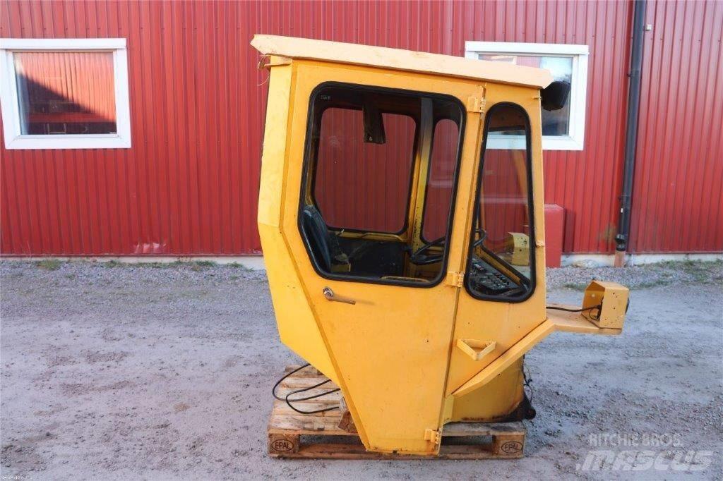Lundberg 341 Cabine e interni