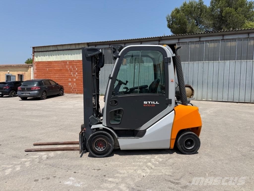 Still RX 70-25 Carrelli elevatori GPL