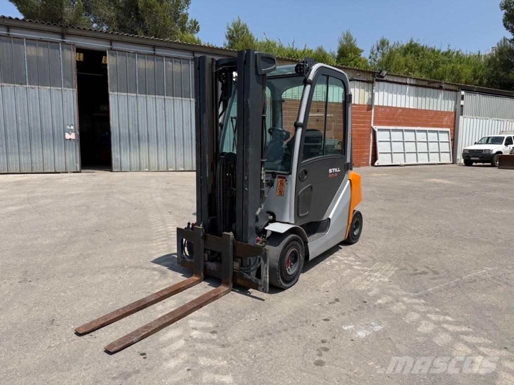 Still RX 70-25 Carrelli elevatori GPL
