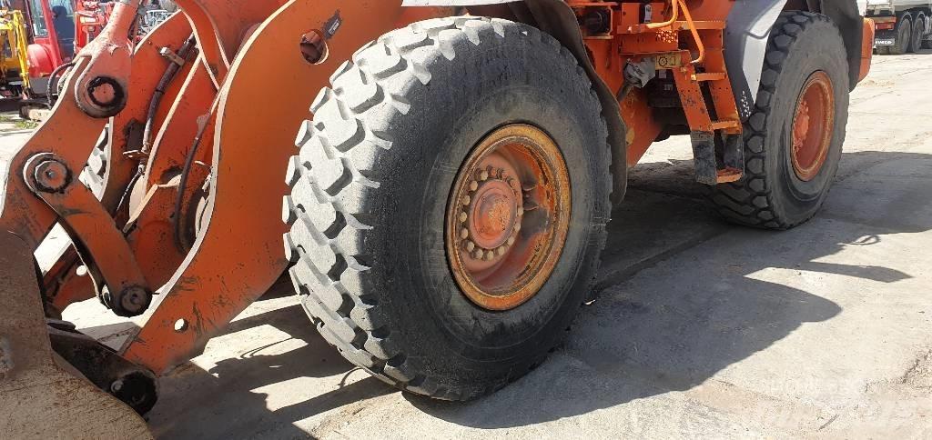 Volvo L 90 E Pale gommate
