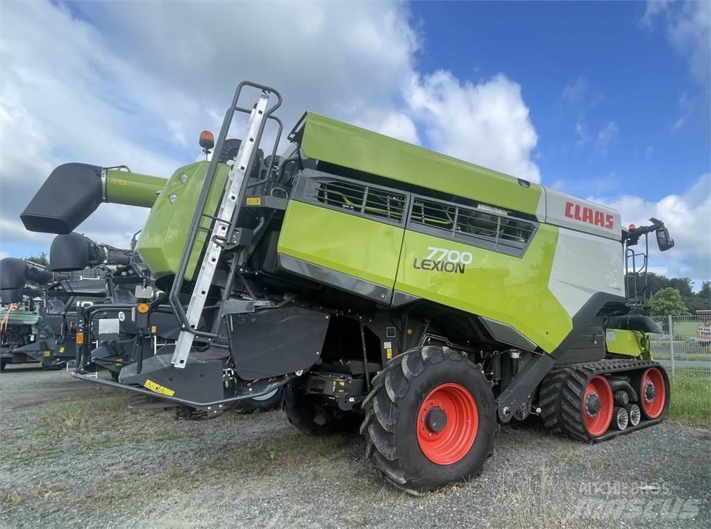 CLAAS 7700 TT Mietitrebbiatrici