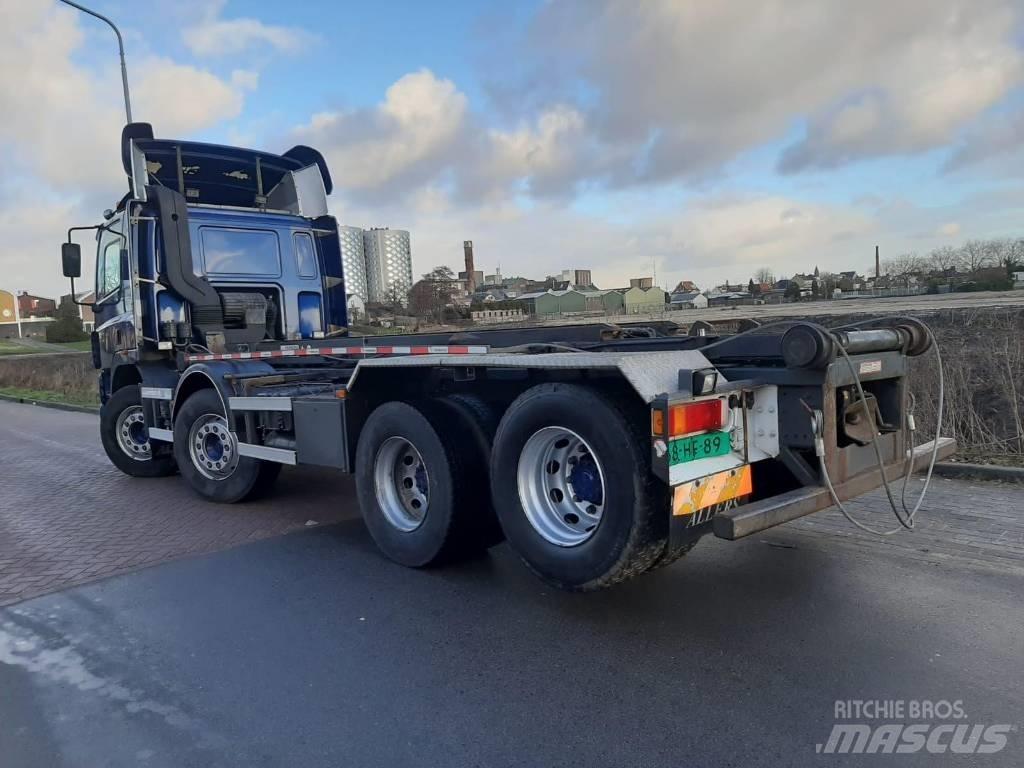DAF CF 85.480 Camion con gancio di sollevamento