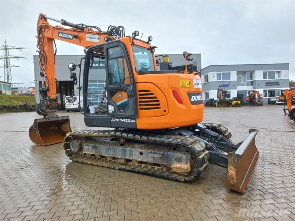 Develon DX140LCR-5 Escavatori cingolati