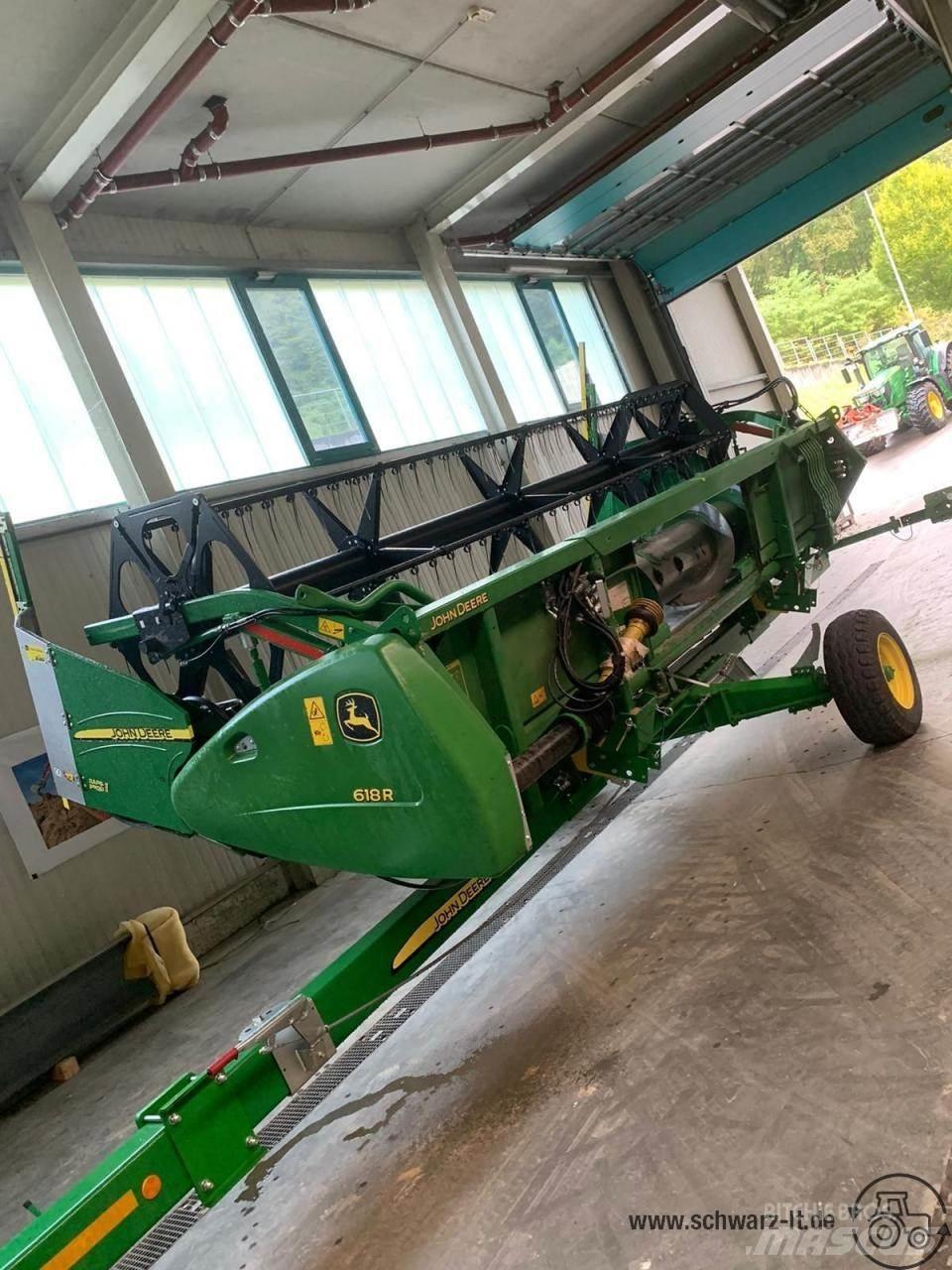 John Deere W540 Mietitrebbiatrici