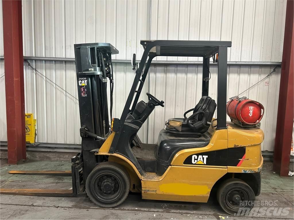 CAT GP25NT Carrelli elevatori GPL