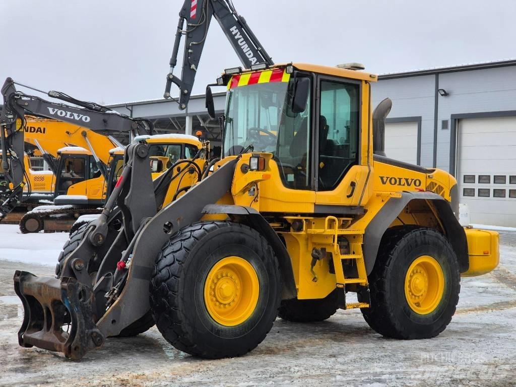 Volvo L 90 F Pale gommate