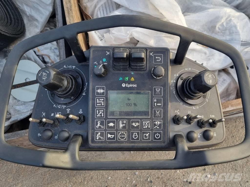 Epiroc FlexiROC T20R Perforatrici di superficie