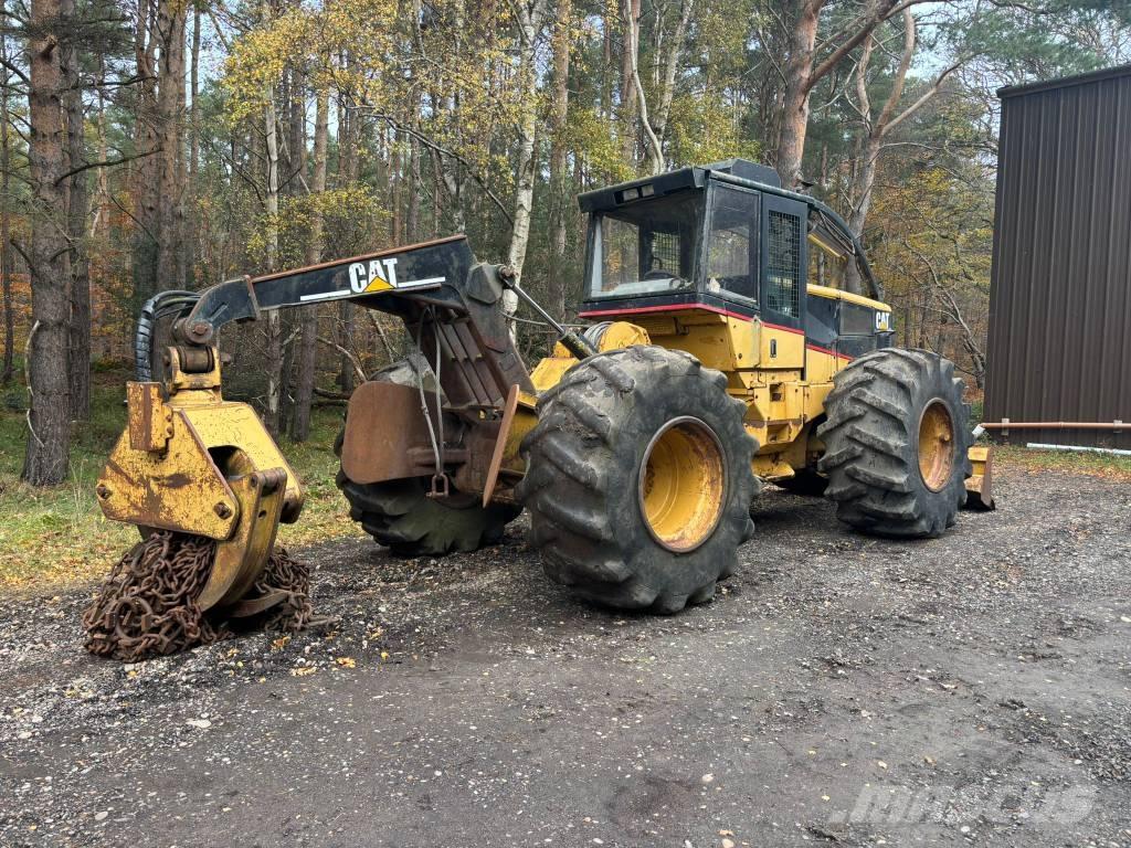 CAT 525B Skidder Trattori Forestali