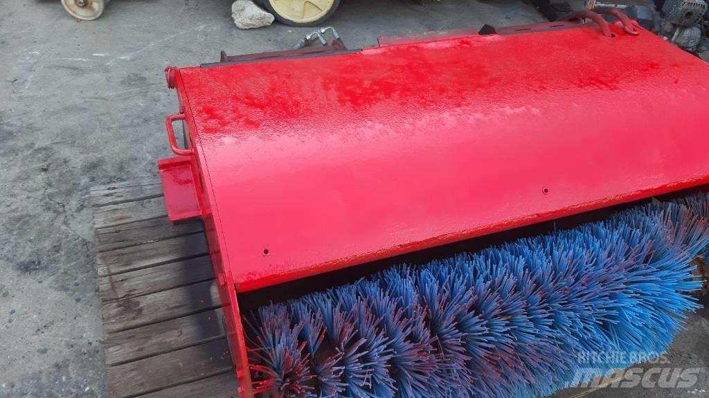 Bobcat 110 Spazzatrici