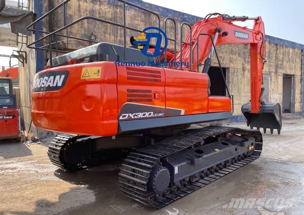 Doosan DX 300 Escavatori cingolati