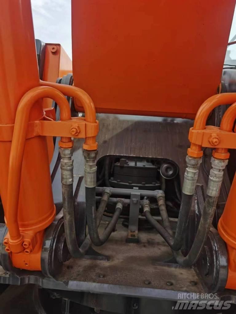 Hitachi ZX 240 Escavatori cingolati