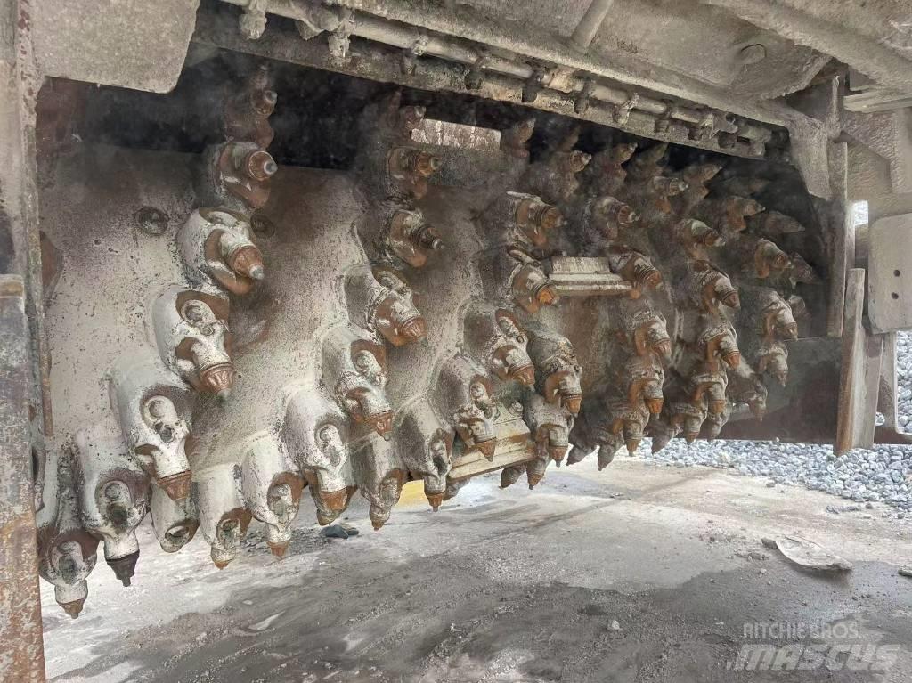 Wirtgen W2000 Fresa a freddo per asfalto