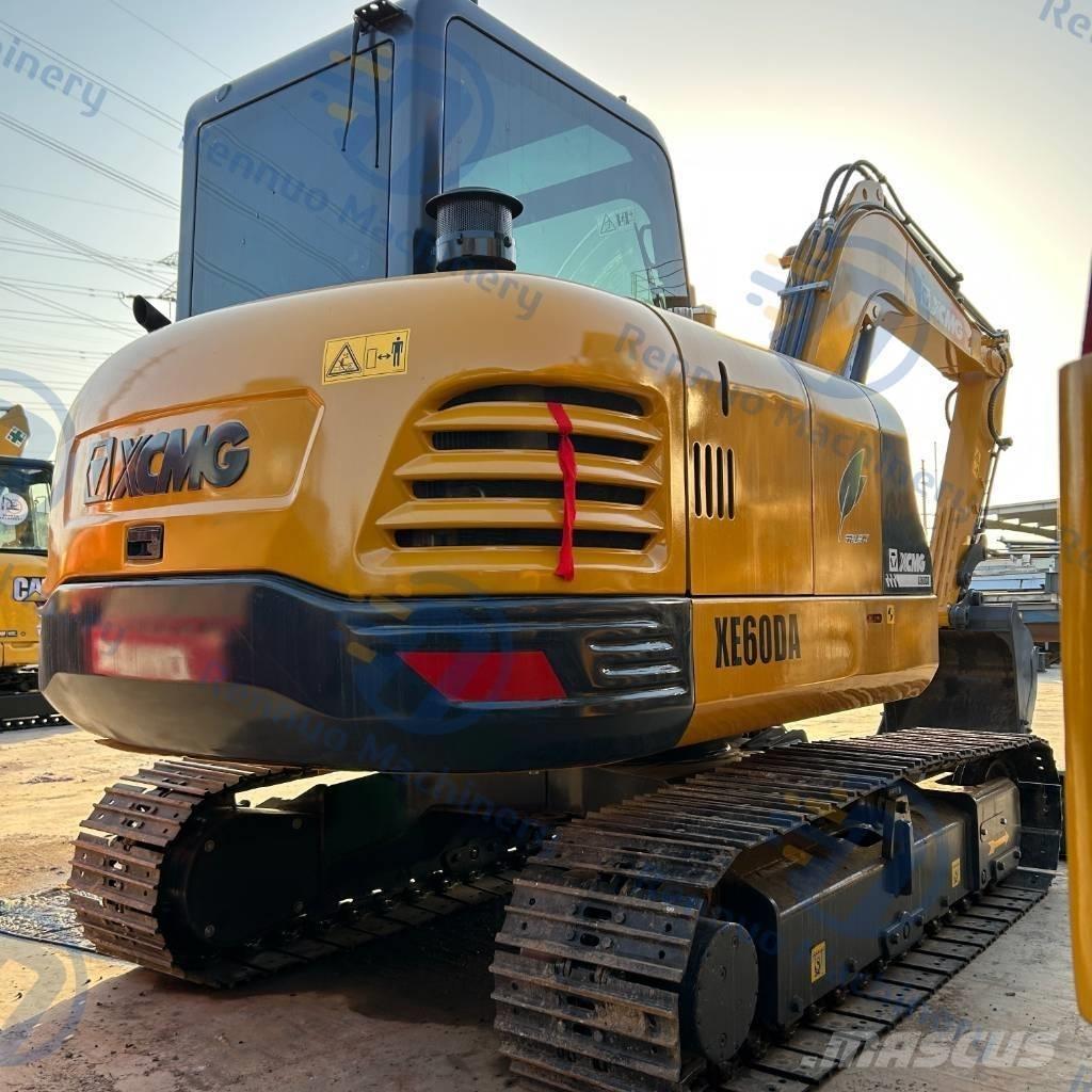 XCMG XE 60 DA Miniescavatori
