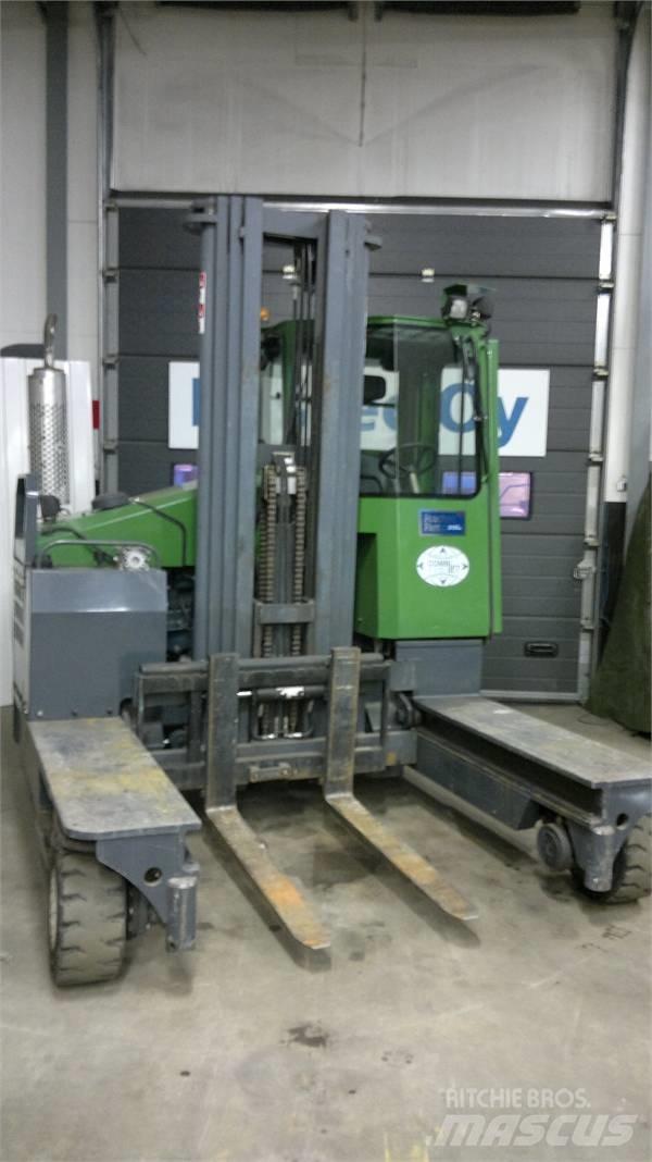 Combilift C4000 D Carrello elevatore retrattile a 4 vie