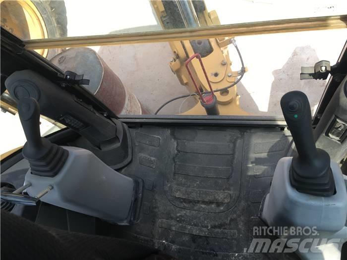 CAT 420 F Terne