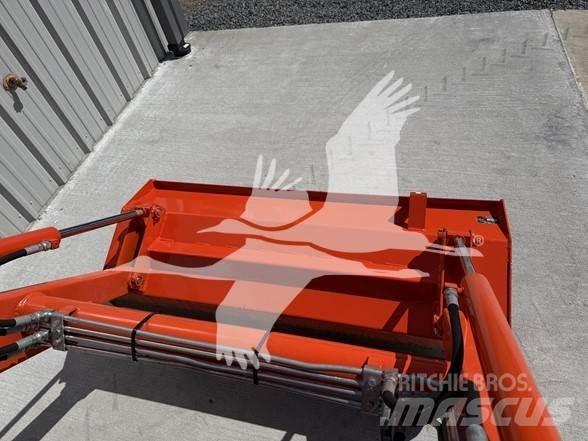 Kubota B7800 Trattori
