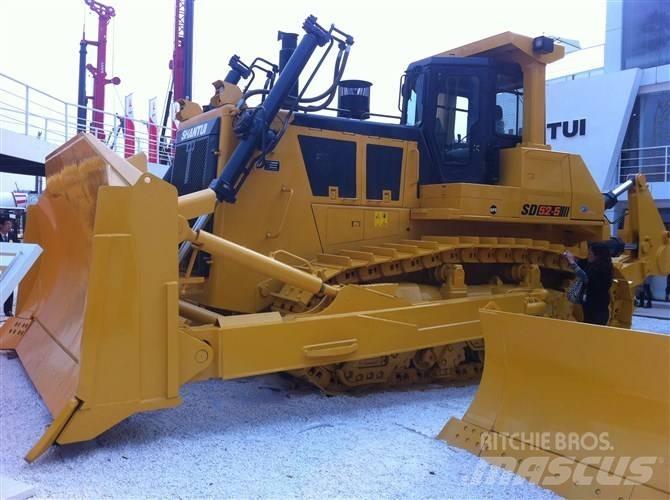 Komatsu d65ex-16 Dozer cingolati