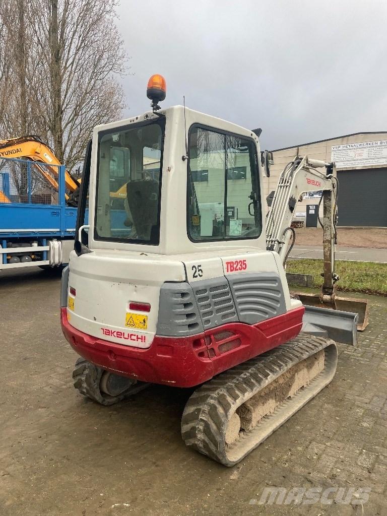 Takeuchi Tb235 Miniescavatori