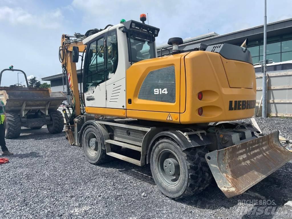 Liebherr 914 Escavatori gommati