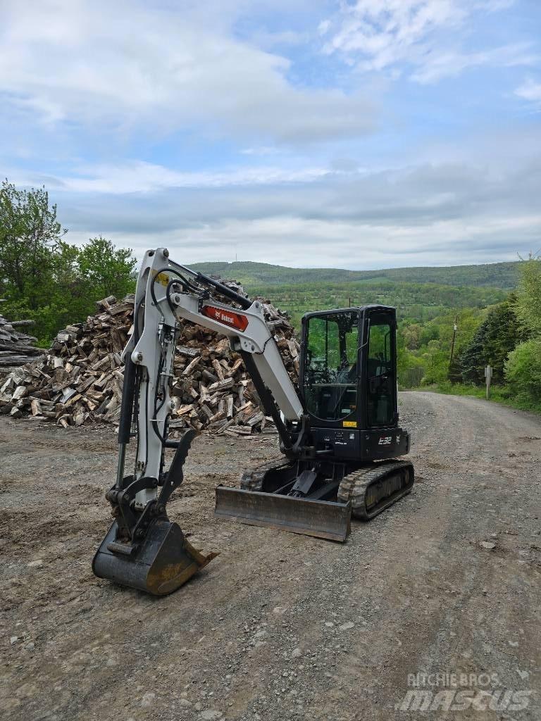 Bobcat E 32 Miniescavatori