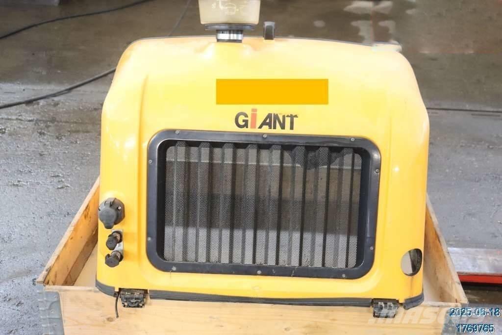 GiANT V 6004 T Cabine e interni