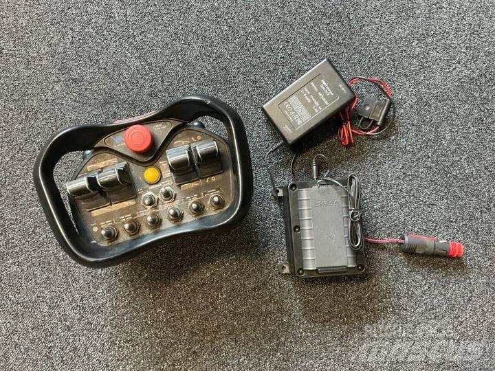 VM Tarm VM 38 S Semirimorchi cisterna