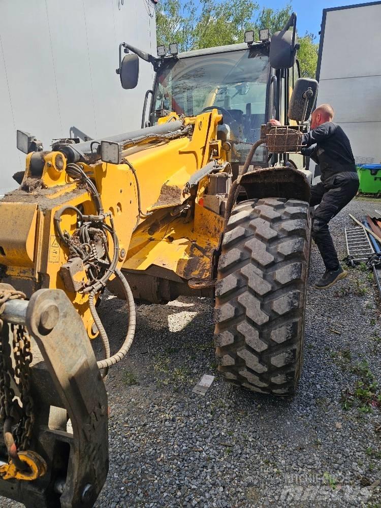 JCB TM 320 S Sollevatori telescopici per agricoltura